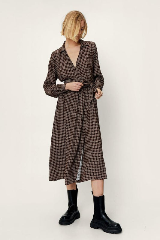 4.1 Womens Viscose Retro Print Wrap Midi Dress - Chocolate